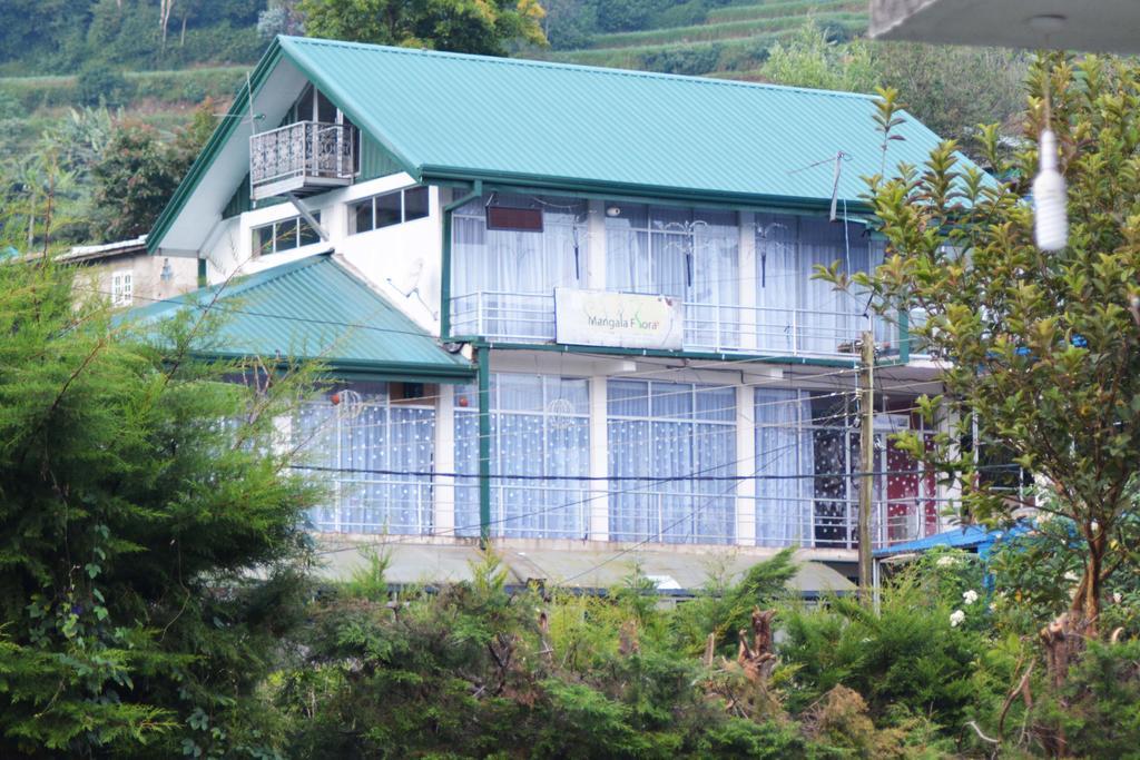 Hotel Mangala Flora à Nuwara Eliya Extérieur photo